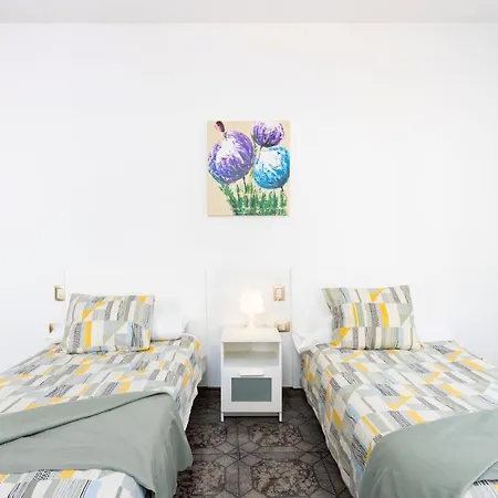 Home2book Charming House & Jacuzzi Daire